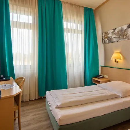 מלון Trip Posthotel Dueren Düren - Eifel
