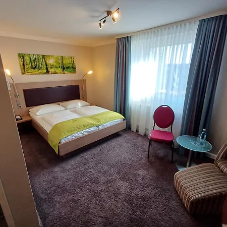 Trip Posthotel Dueren Otel 3*