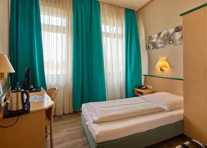 מלון Trip Posthotel Dueren Düren - Eifel