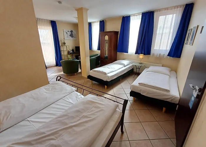 מלון Trip Posthotel Dueren 3*