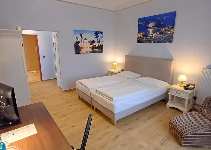 מלון Trip Posthotel Dueren 3*